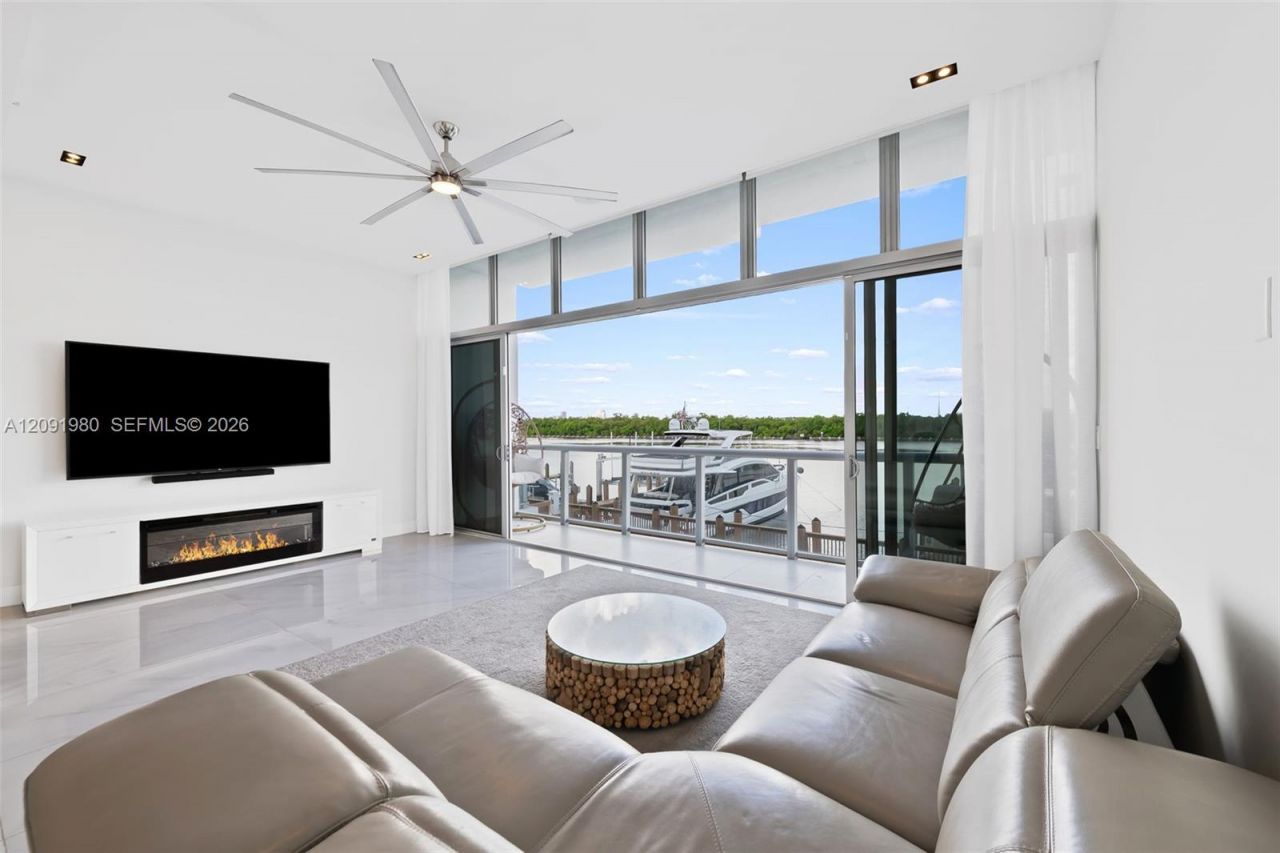 2860 N Ocean Dr, Hollywood, FL 33019 Photo