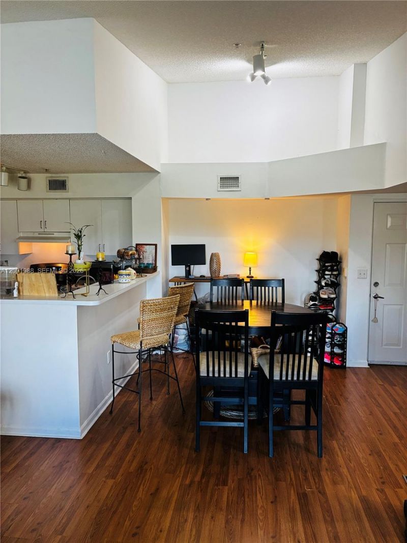 2091 Renaissance Blvd , Unit 306, Miramar, FL 33025 Photo