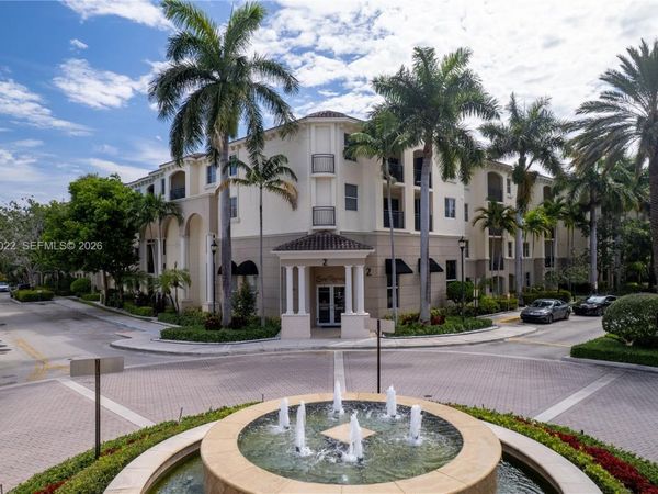 2 Renaissance Way , Unit 305, Boynton Beach, FL 33426