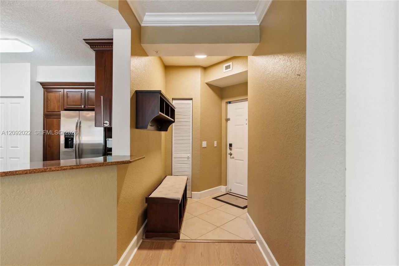 2 Renaissance Way , Unit 305, Boynton Beach, FL 33426 Photo