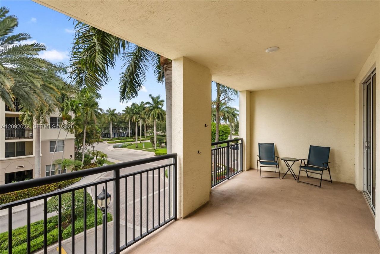 2 Renaissance Way , Unit 305, Boynton Beach, FL 33426 Photo
