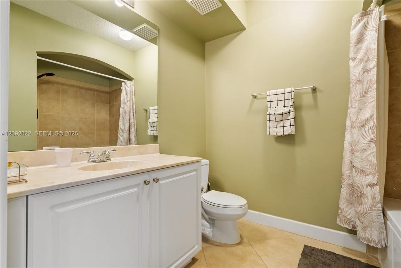 2 Renaissance Way , Unit 305, Boynton Beach, FL 33426 Photo