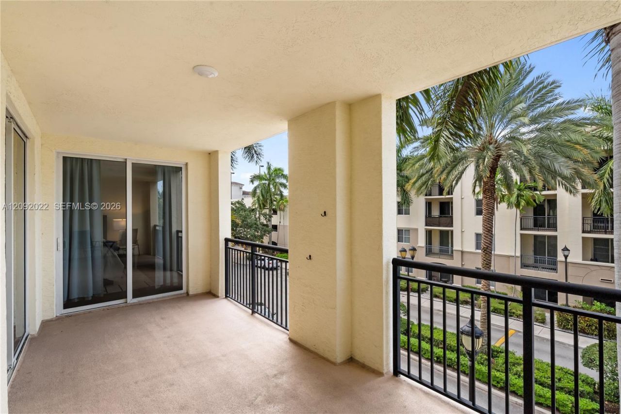 2 Renaissance Way , Unit 305, Boynton Beach, FL 33426 Photo