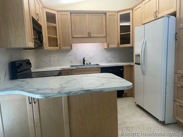 1651 SE 8th Street , Stuart, FL 34996 Photo