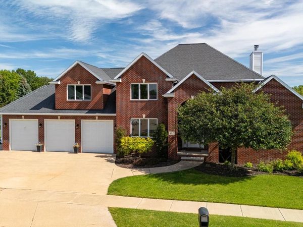 494 WINDINGBROOK DRIVE, Oshkosh, WI 54904