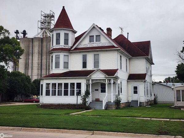 120 1st Avenue SE, Clarion, IA 50525