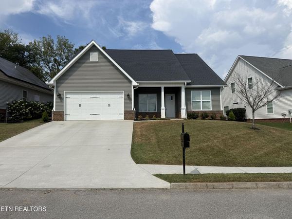 2555 Kings Mountain Lane Lane, Knoxville, TN 37920