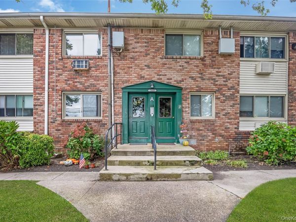 2449 Union Blvd , Unit 21A, Islip, NY 11751