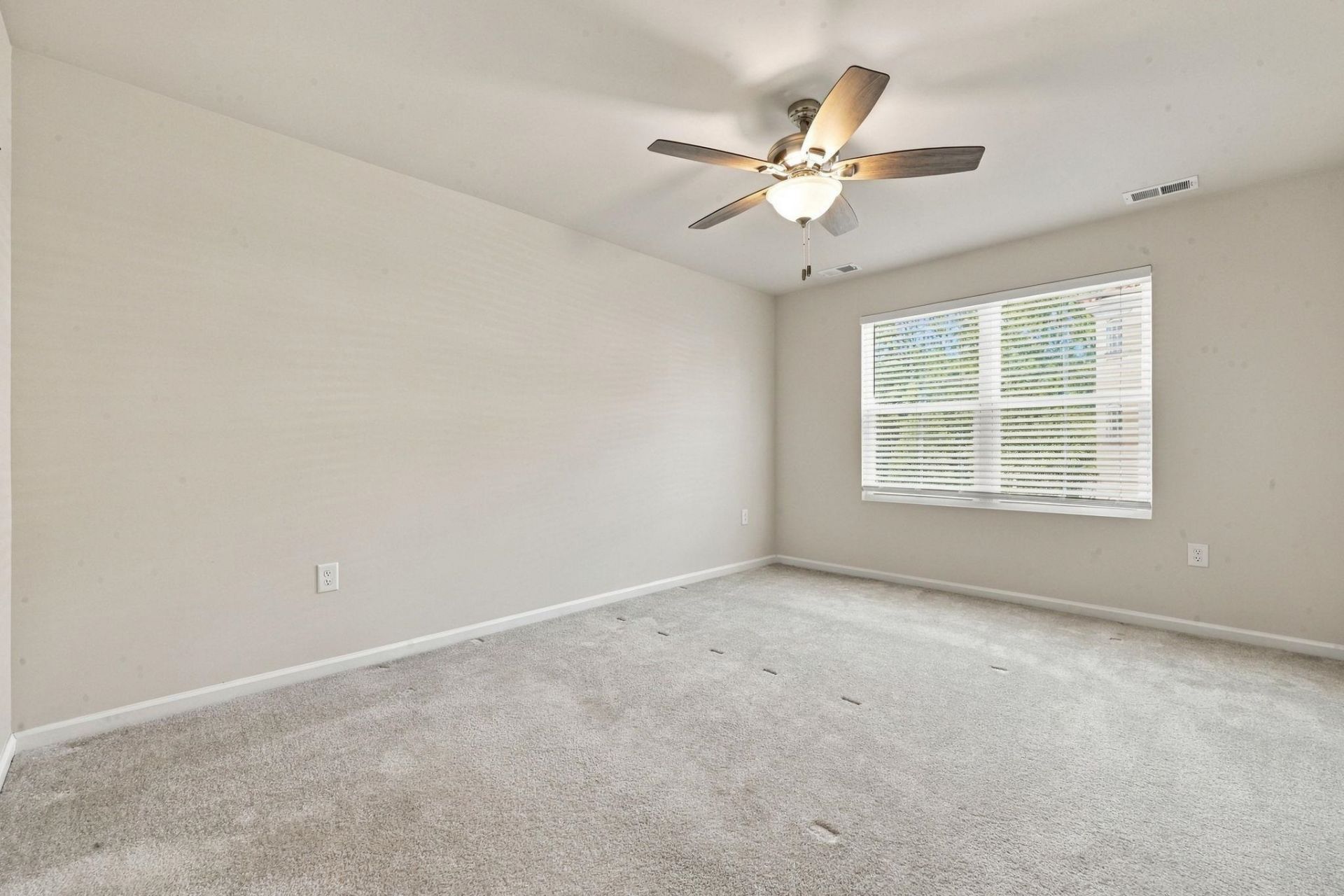 301 Granada St.  Photo 24