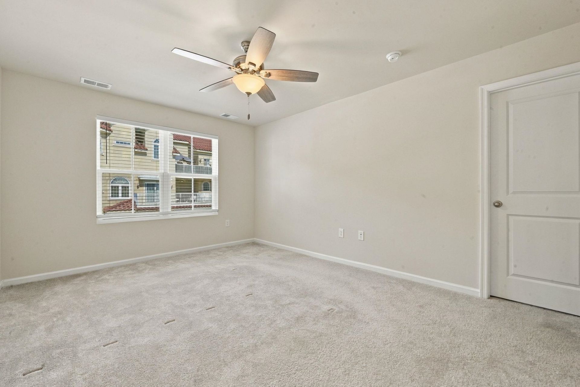301 Granada St.  Photo 25