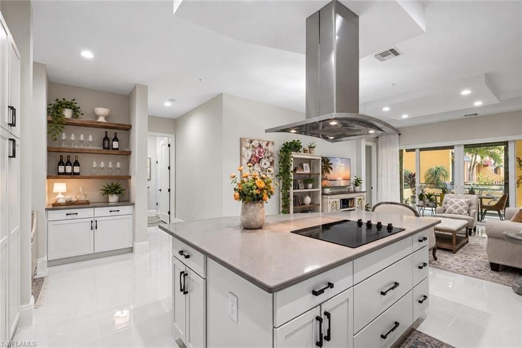 21460 Strada Nuova Cir, Unit B205, Estero, FL 33928 Photo