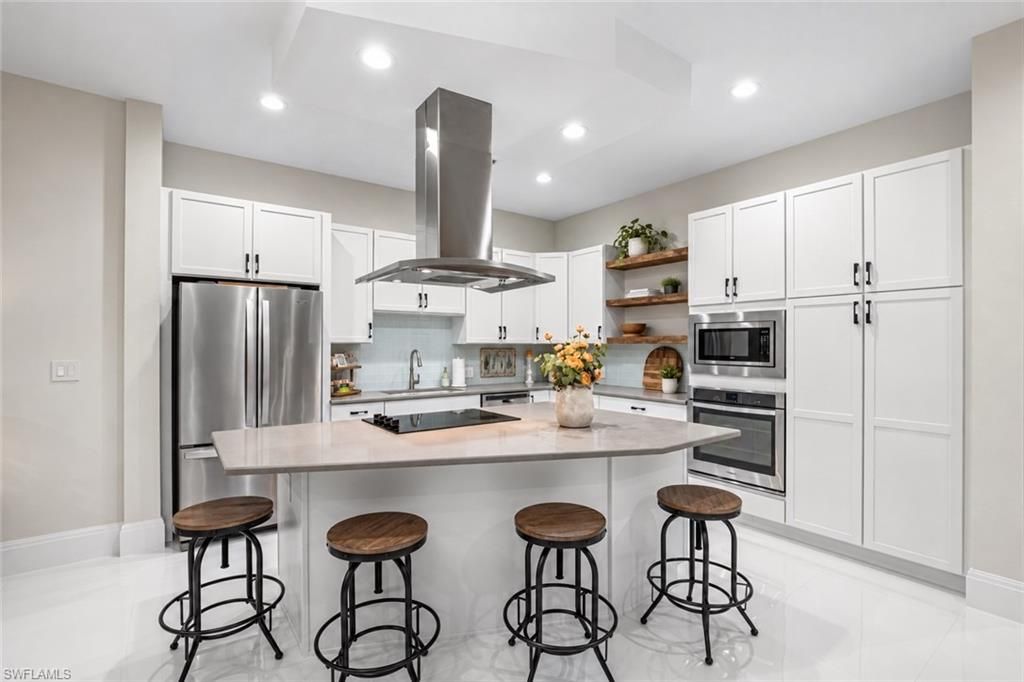 21460 Strada Nuova Cir, Unit B205, Estero, FL 33928 Photo
