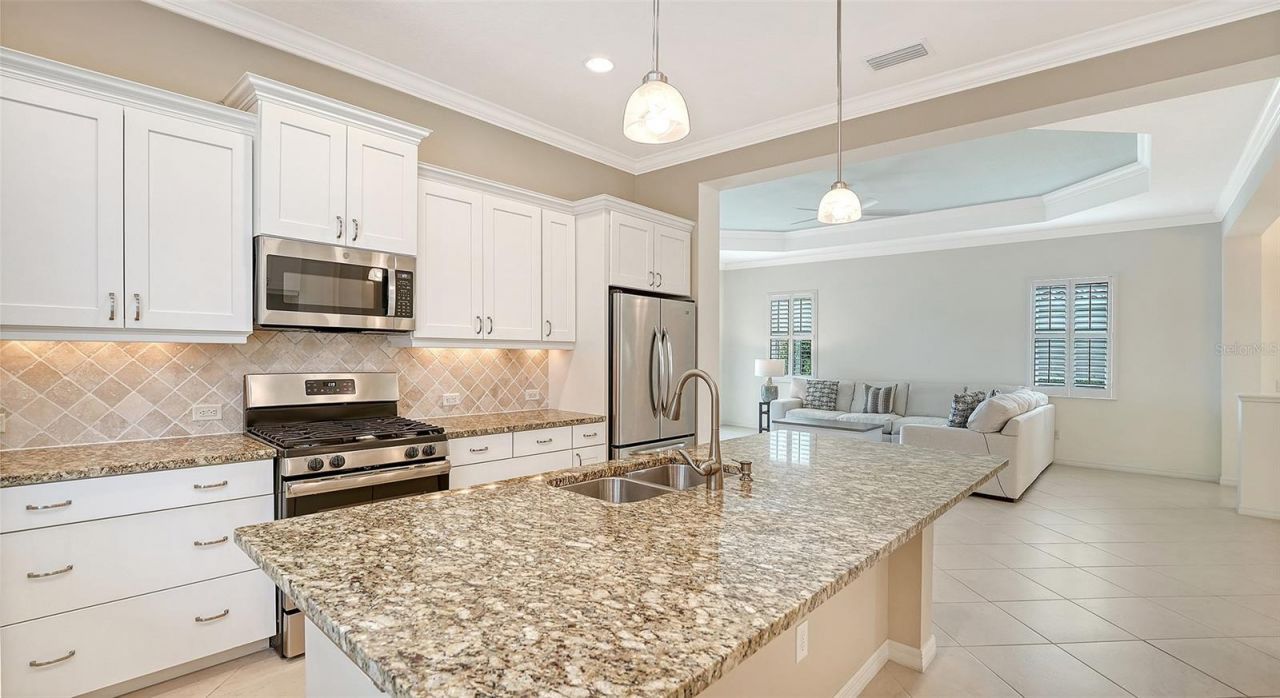 7159 Westhill Court, Lakewood Ranch, FL 34202 Photo