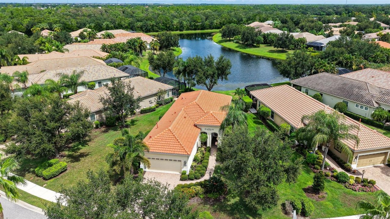 7159 Westhill Court, Lakewood Ranch, FL 34202 Photo