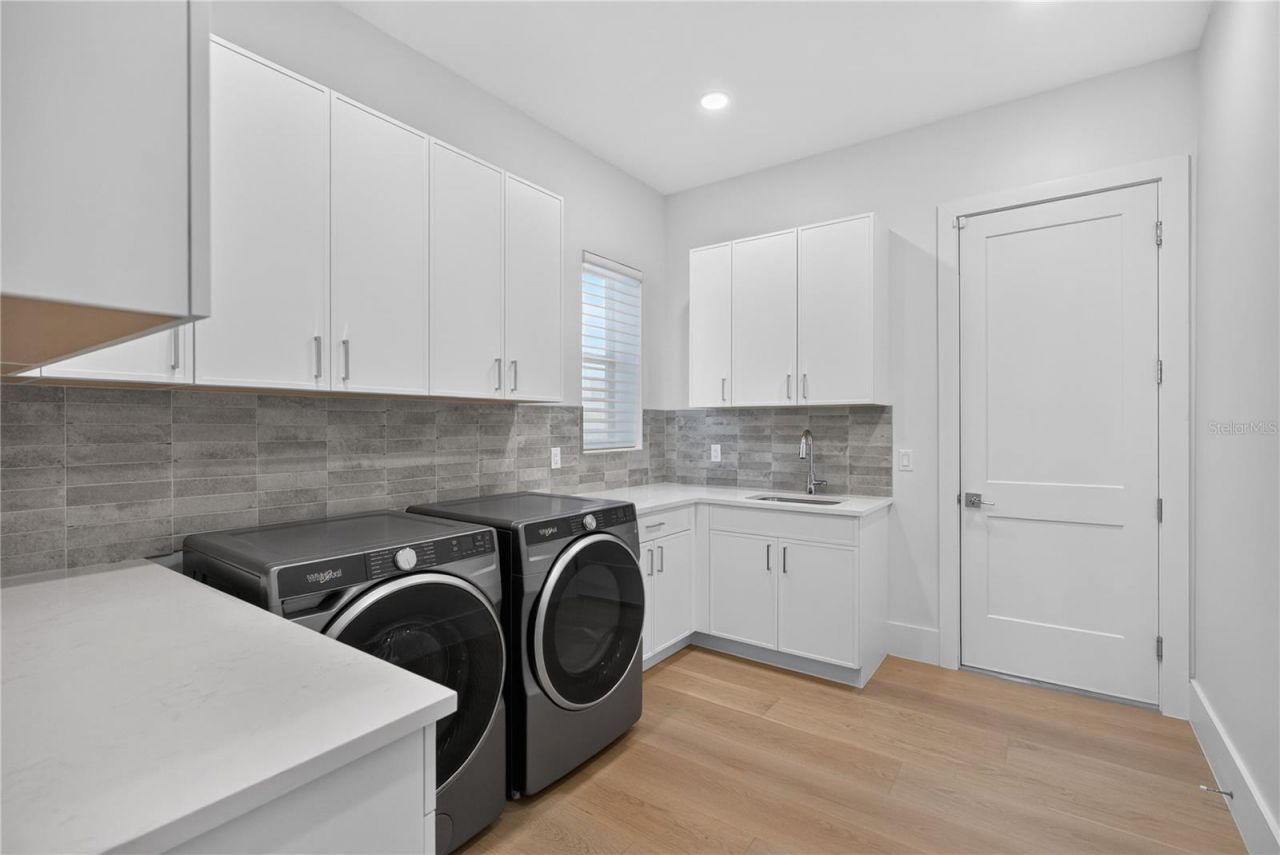 100 Blue Mist Way, Sarasota, FL 34240 Photo