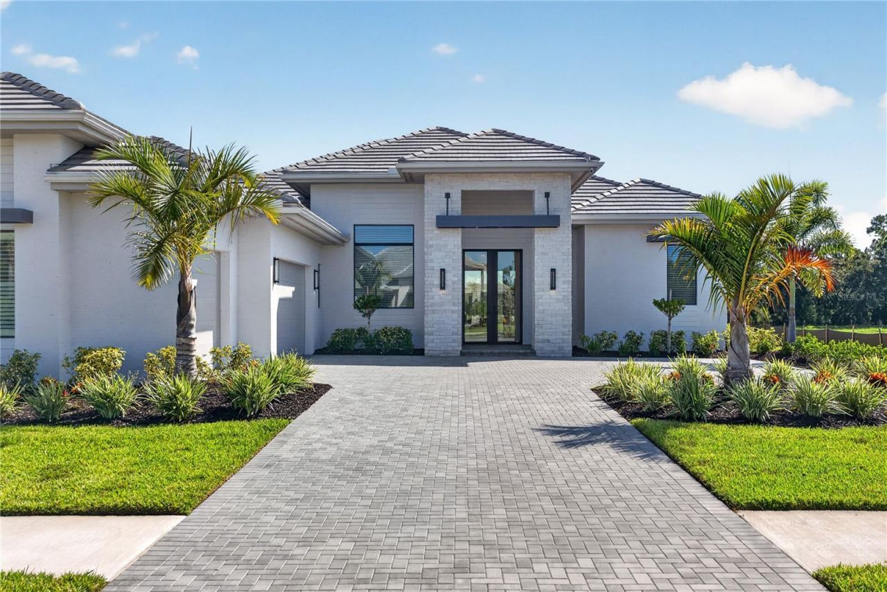 100 Blue Mist Way, Sarasota, FL 34240 Photo
