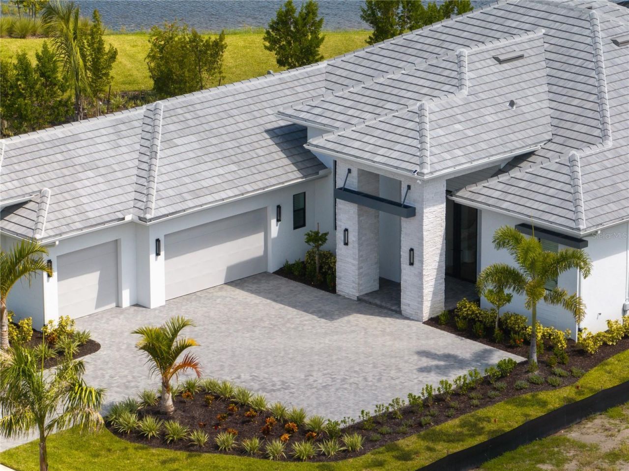 100 Blue Mist Way, Sarasota, FL 34240 Photo