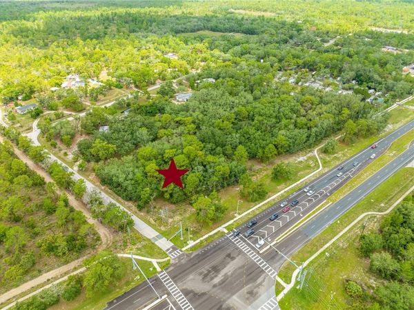 11115 COMMERCIAL WAY , WEEKI WACHEE, FL 34614