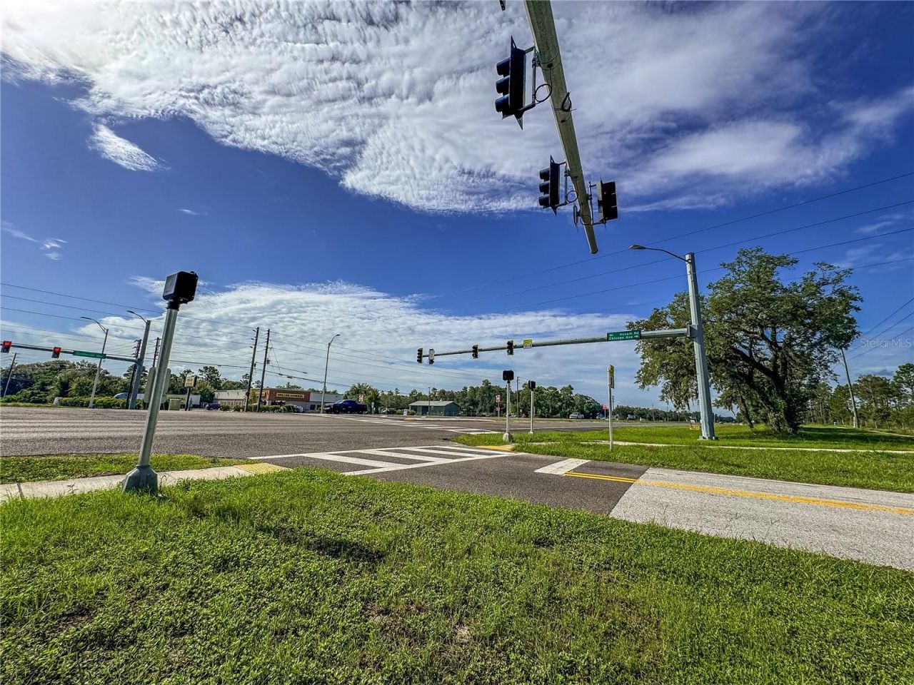 11115 Commercial Way, Weeki Wachee, FL 34614 Photo