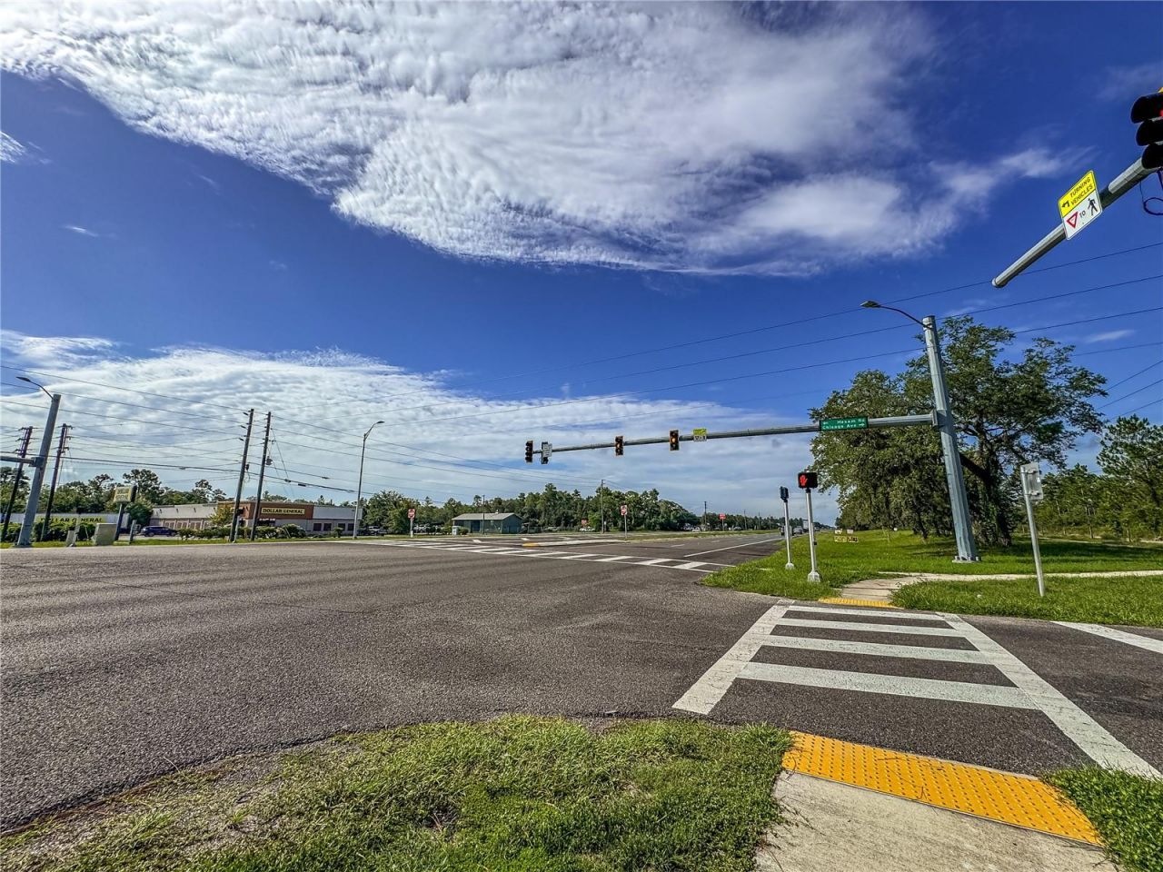 11115 Commercial Way, Weeki Wachee, FL 34614 Photo