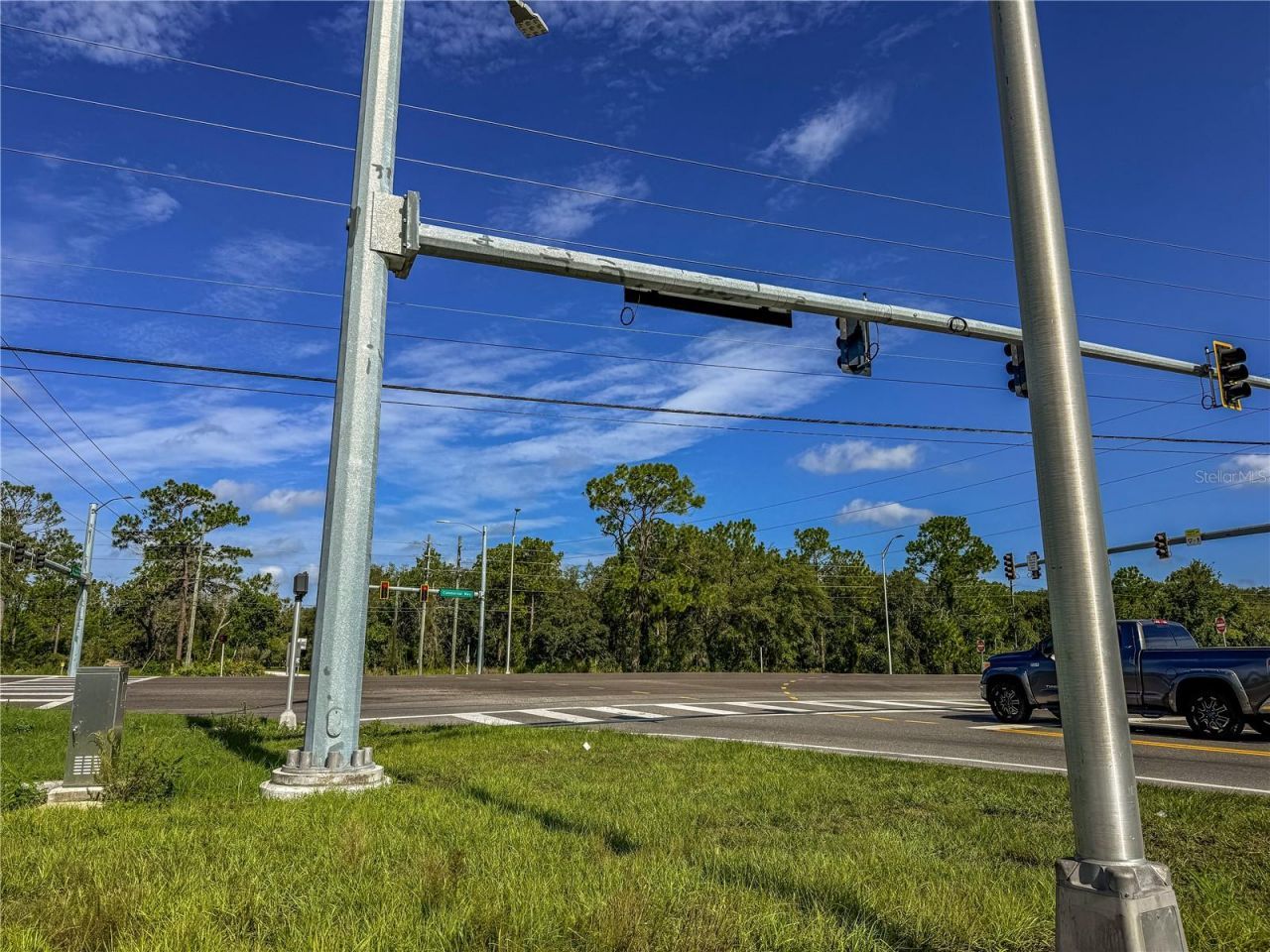 11115 Commercial Way, Weeki Wachee, FL 34614 Photo