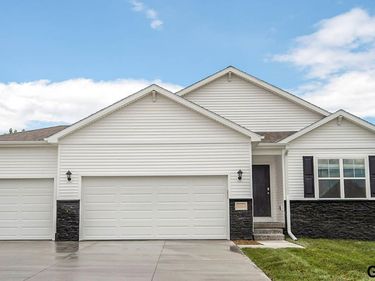 8119 S 200 Street, Gretna, NE 68028
