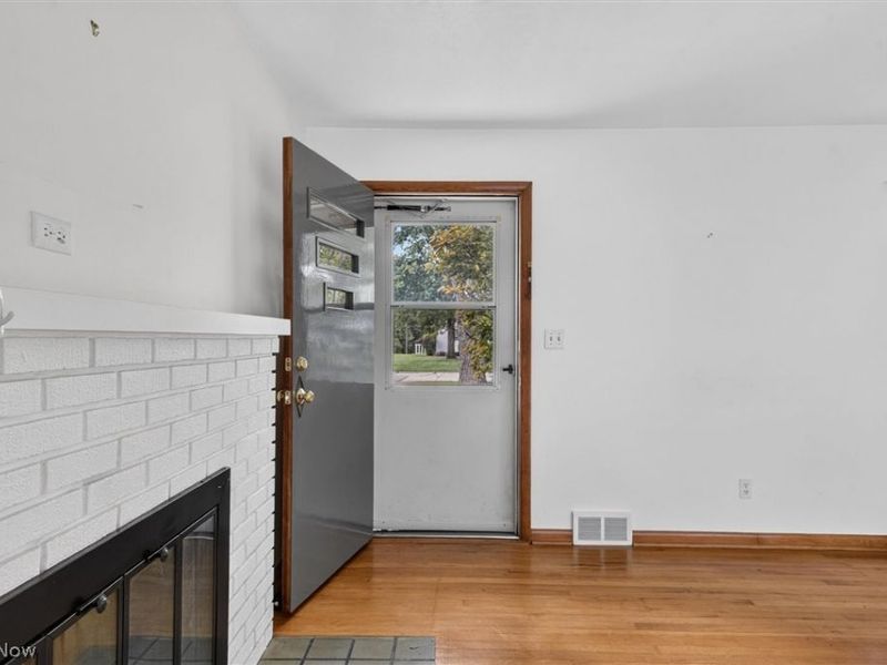 241 Montrose Way, Wellington, OH 44090 Photo 3