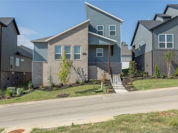 2649 E Livingston Lane , Fayetteville, AR 72703