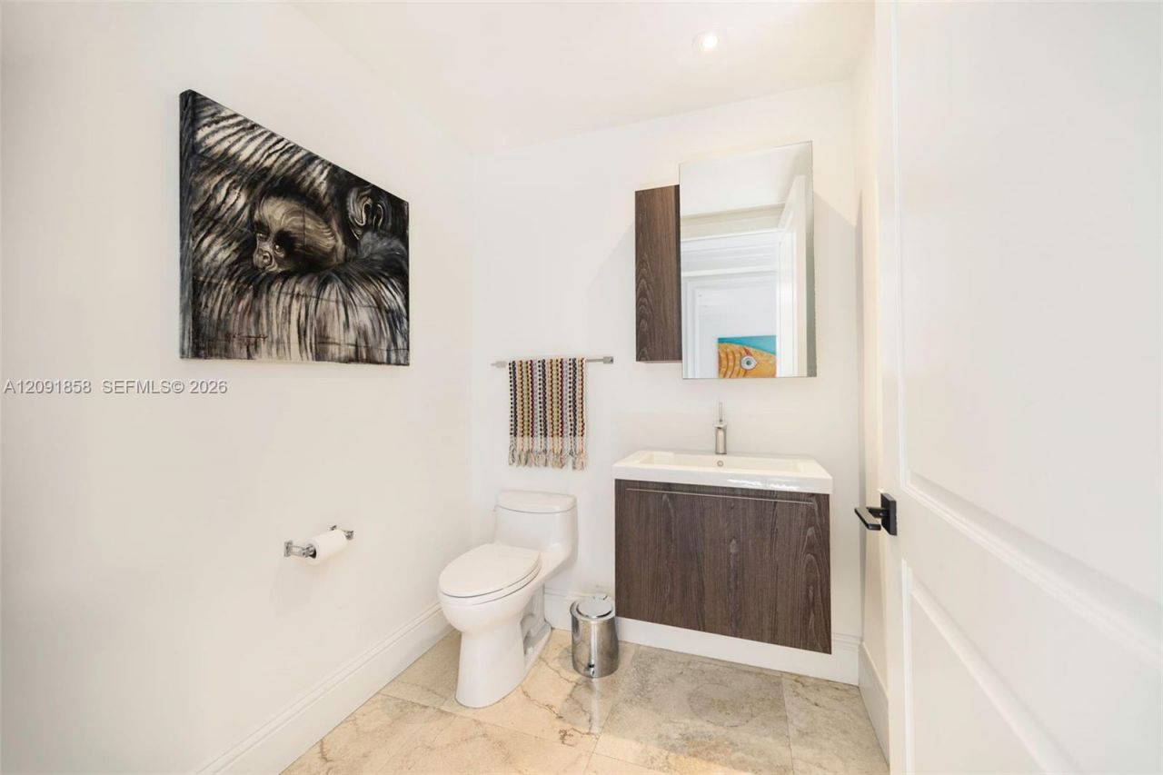 3471 Main Hwy, Unit 1204, Coconut Grove, FL 33133 Photo