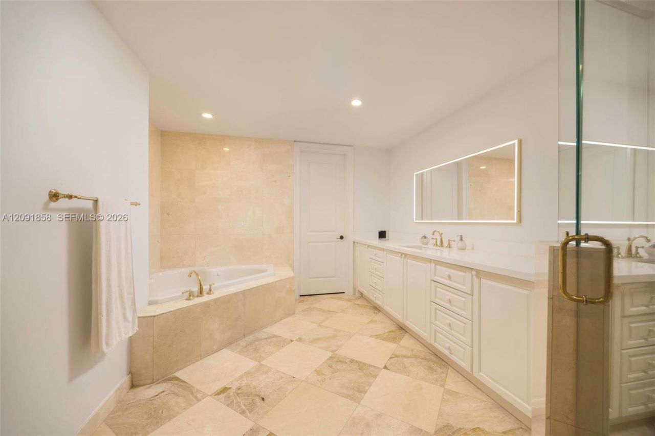 3471 Main Hwy, Unit 1204, Coconut Grove, FL 33133 Photo