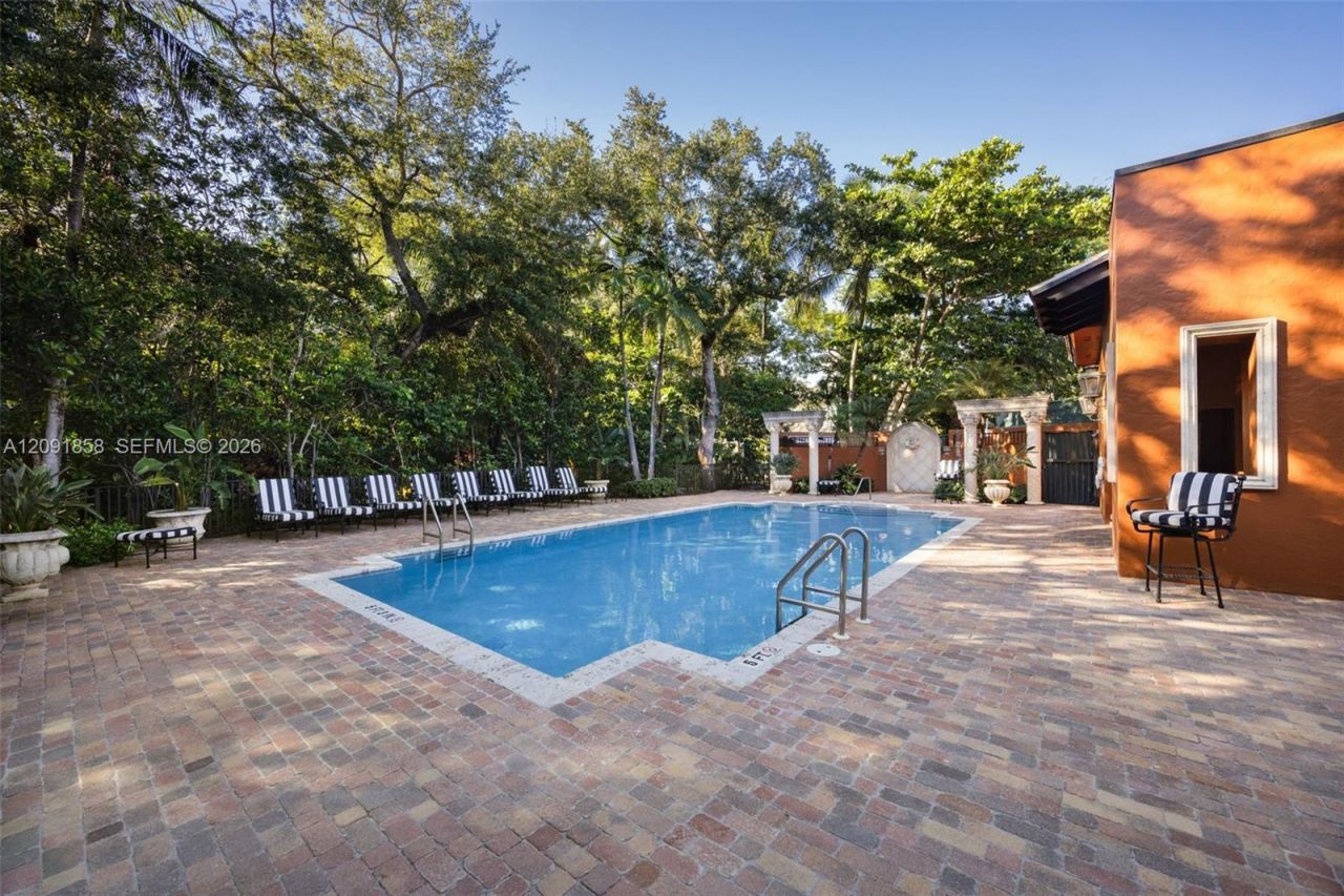 3471 Main Hwy, Unit 1204, Coconut Grove, FL 33133 Photo