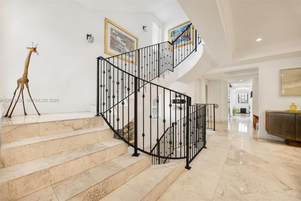 3471 Main Hwy, Unit 1204, Coconut Grove, FL 33133 Photo