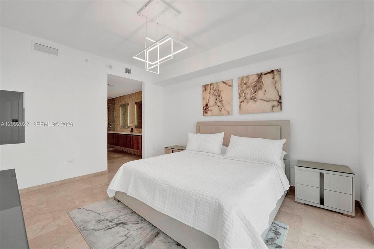 88 SW 7th St , Unit 910, Miami, FL 33130 Photo