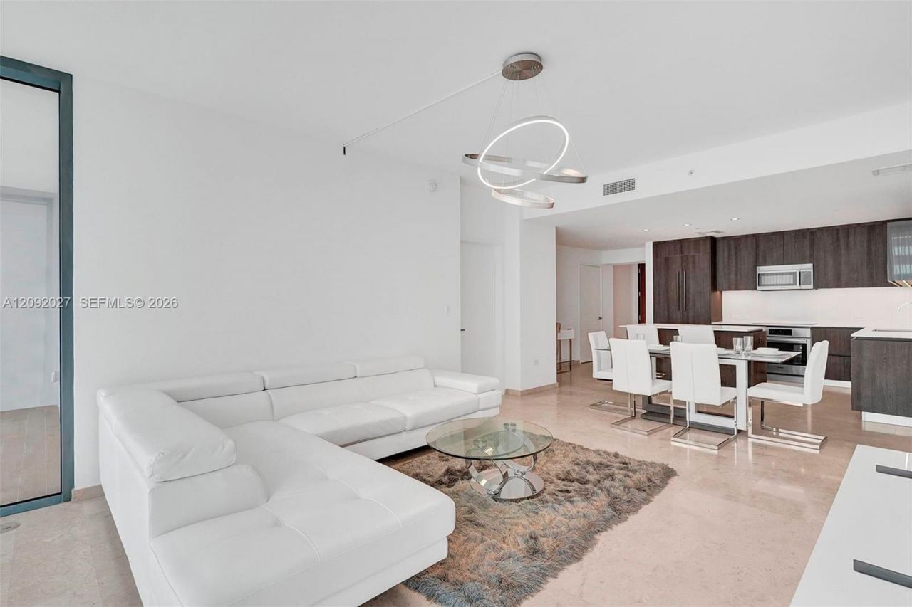 88 SW 7th St , Unit 910, Miami, FL 33130 Photo