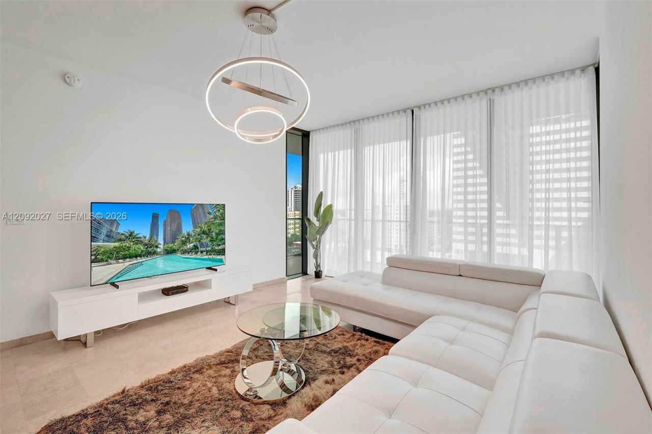 88 SW 7th St , Unit 910, Miami, FL 33130 Photo