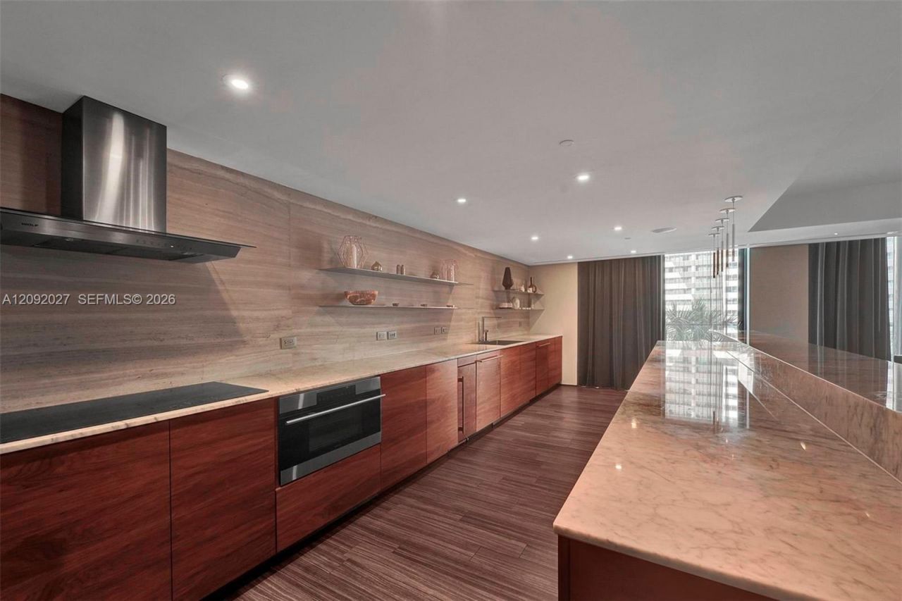 88 SW 7th St , Unit 910, Miami, FL 33130 Photo