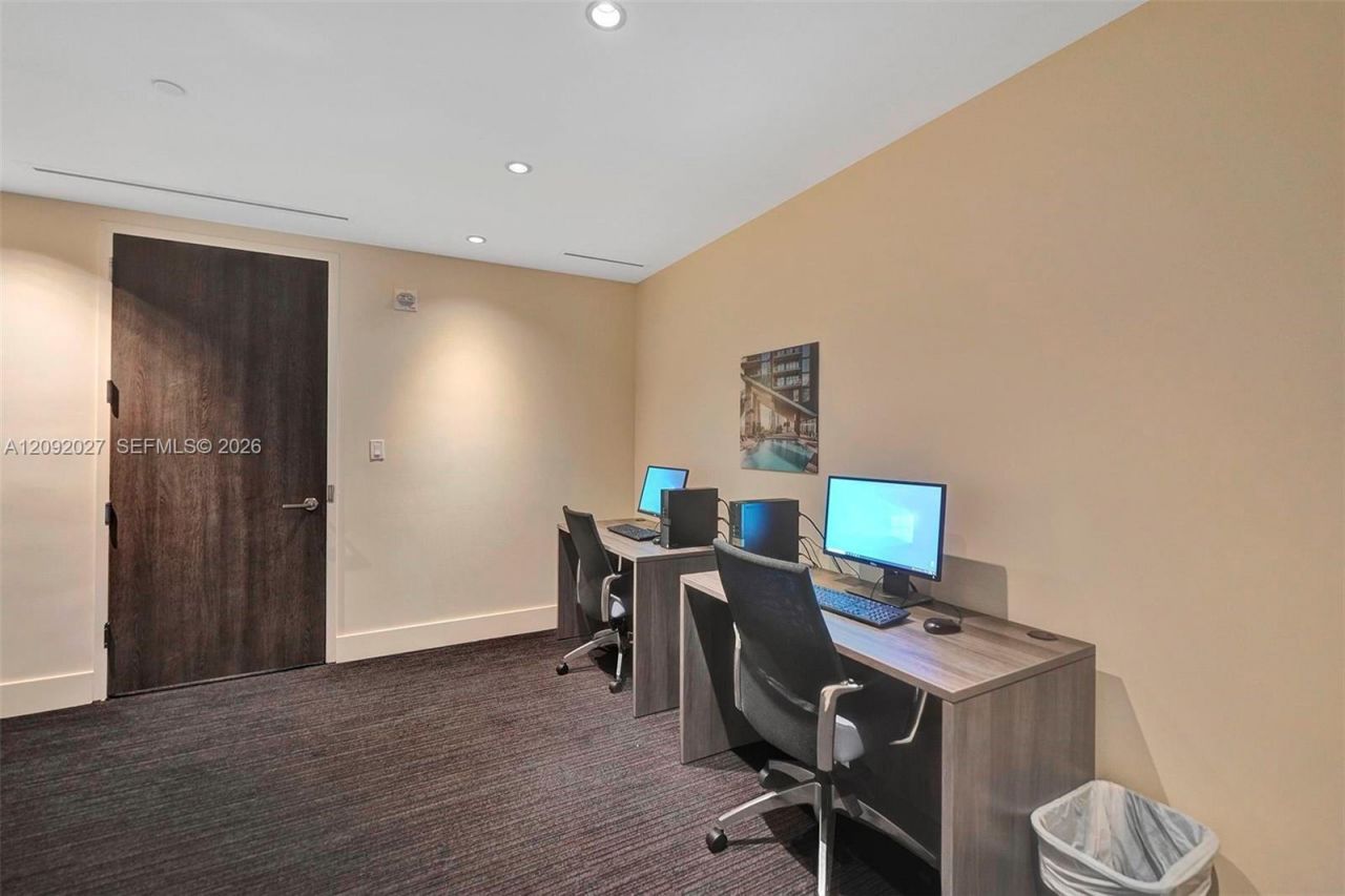 88 SW 7th St , Unit 910, Miami, FL 33130 Photo