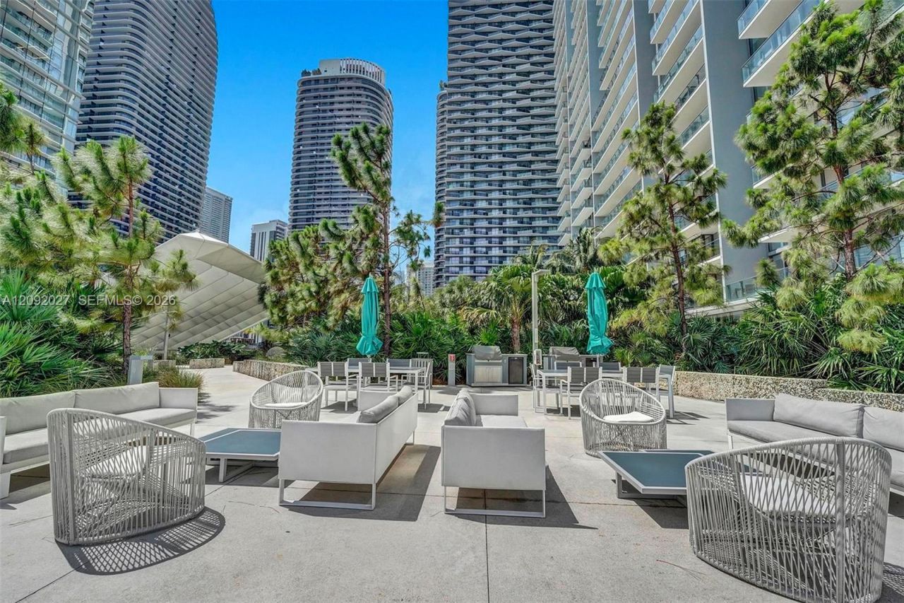 88 SW 7th St , Unit 910, Miami, FL 33130 Photo