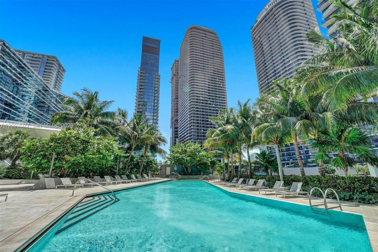 88 SW 7th St , Unit 910, Miami, FL 33130 Photo