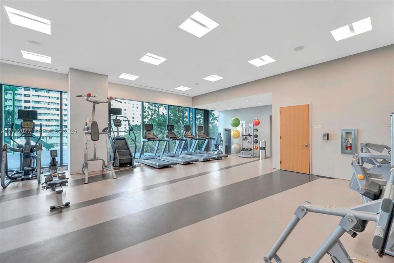 88 SW 7th St , Unit 910, Miami, FL 33130 Photo