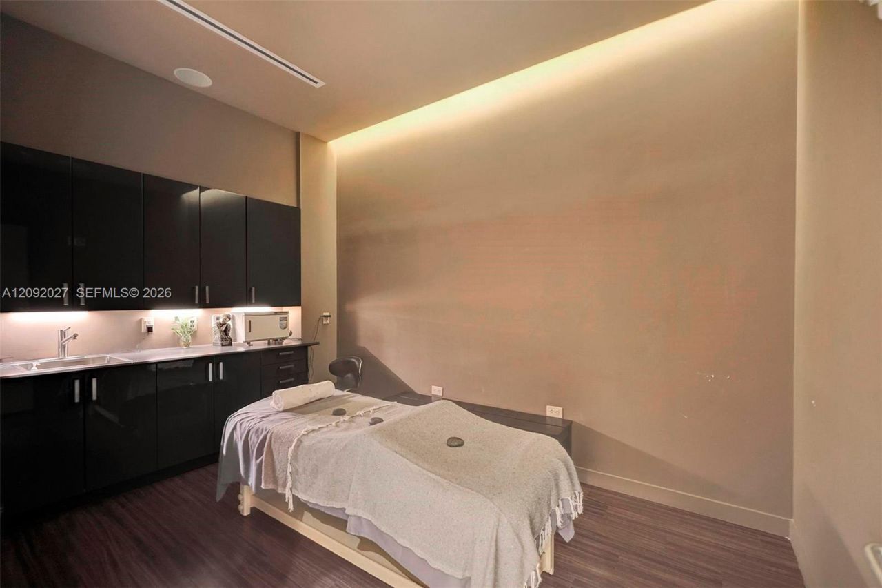 88 SW 7th St , Unit 910, Miami, FL 33130 Photo