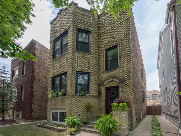 4018 N Maplewood Avenue , Chicago, IL 60618