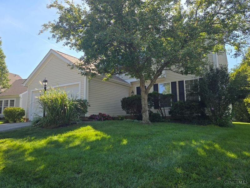 7699 Livingston Drive, Deerfield Township, OH 45040 Photo 1