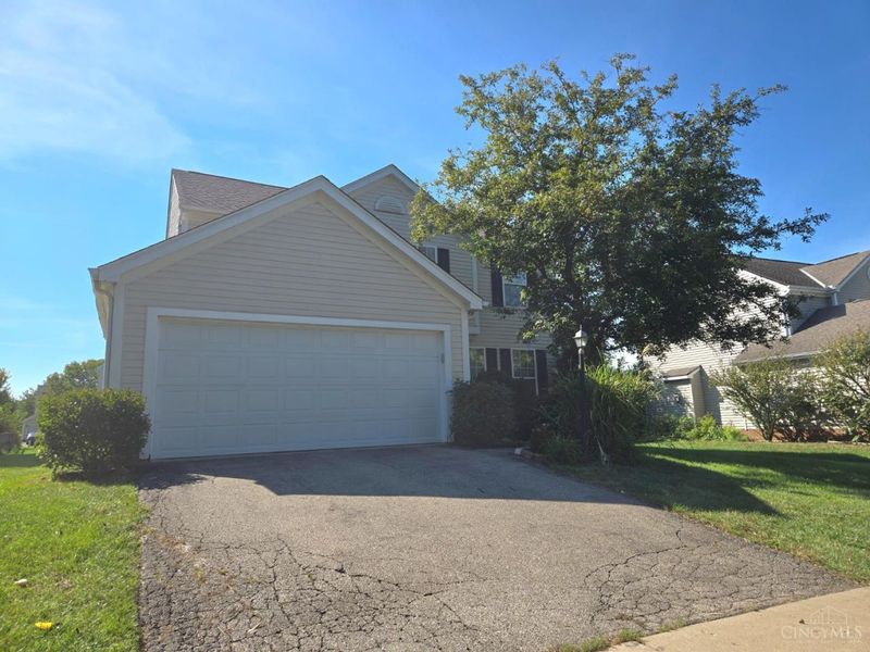 7699 Livingston Drive, Deerfield Township, OH 45040 Photo 2