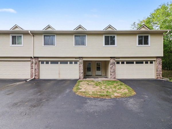 2053 Edgerton Street, Maplewood, MN 55117