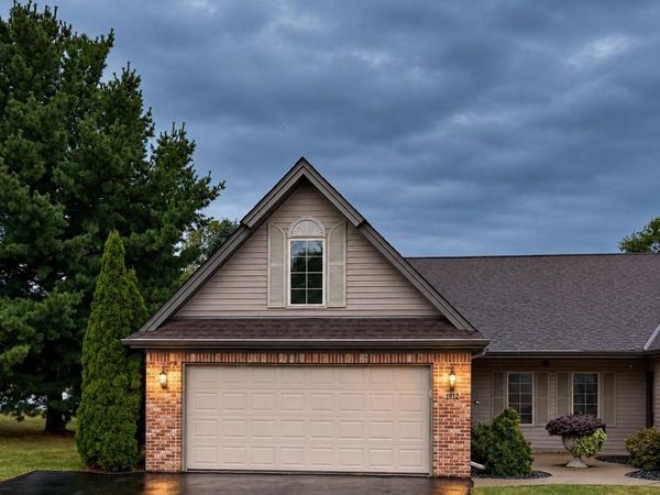 1913 Stone Creek, Hudson, WI 54016