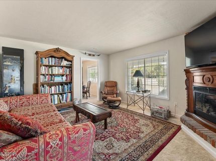 990 Riverview Drive, Gardnerville, NV 89460 Photo