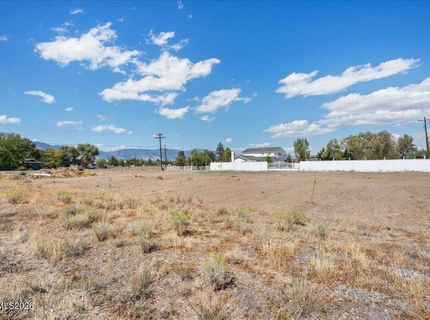 990 Riverview Drive, Gardnerville, NV 89460 Photo