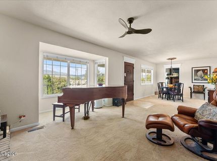 990 Riverview Drive, Gardnerville, NV 89460 Photo