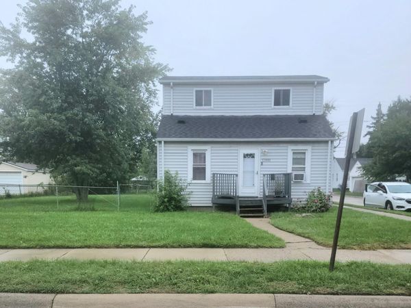 13995 Hendricks Avenue, Warren, MI 48089